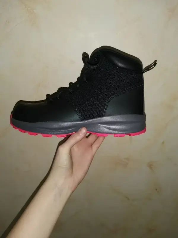 Женская обувь БУ и новая - Ботинки Nike, новые, оригинал, Вьетнам, размер EUR-40 - Вся Беларусь - Фото 3 Ботинки Nike, новые, оригинал, Вьетнам, размер EUR-40 - Вся Беларусь - 241435 - Доска объявлений Kupika.by - Фото 3