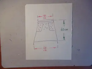 Юбка чёрная с бусами