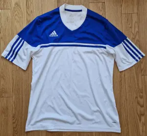 Спортивная футболка Adidas