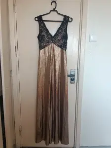 Вечернее платье Guess