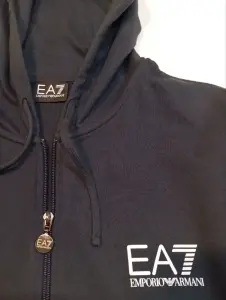 Мастерка олимпийка худи Armani XXL оригинал.