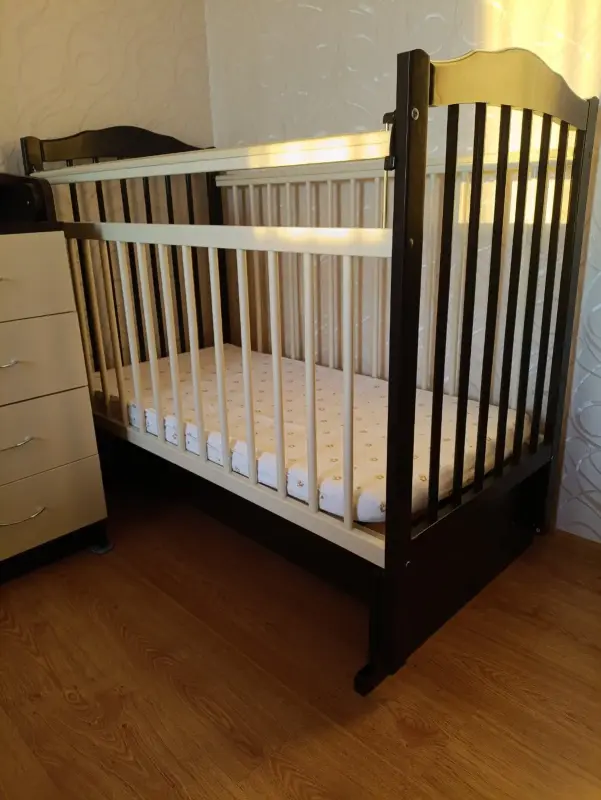 Детская кроватка Bambini