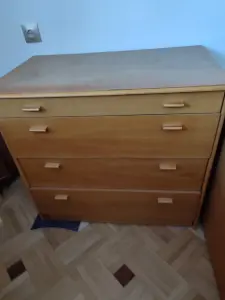 Спальный гарнитур б/у,шпон дуба