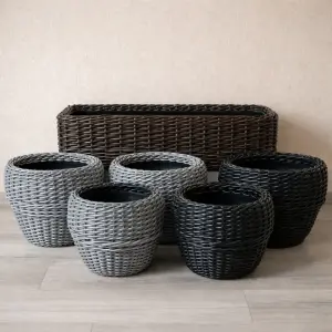 Кашпо из ротанга