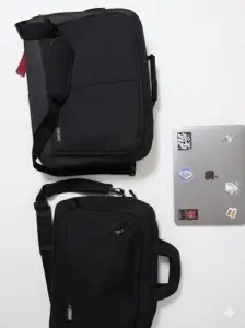 Рюкзаки, сумки для ноутбуков