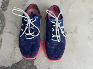 Кроссовки Under Armour