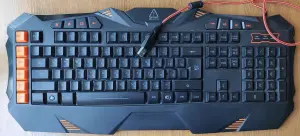 Клавиатура игровая проводная Redragon Shiva, б/у