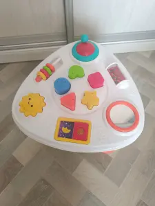 Столик развивающий