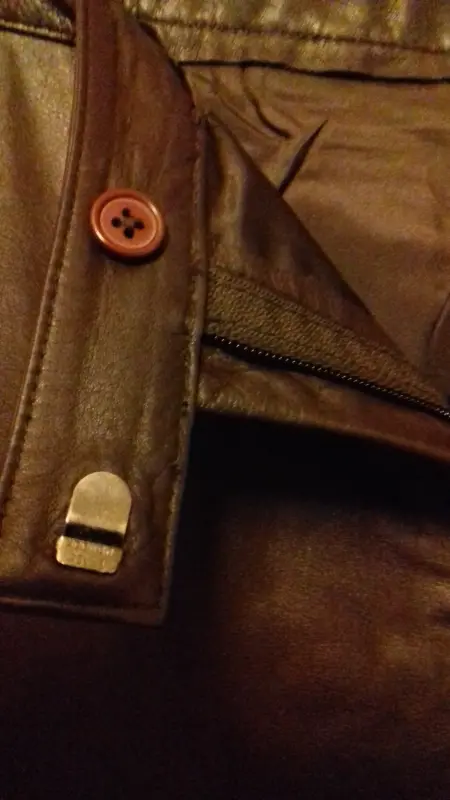 Женские джинсы, брюки - Брюки из натуральной кожи, р-р 42, см. замеры ниже. - Вся Беларусь - Фото 3 Брюки из натуральной кожи, р-р 42, см. замеры ниже. - Вся Беларусь - 240828 - Доска объявлений Kupika.by - Фото 3