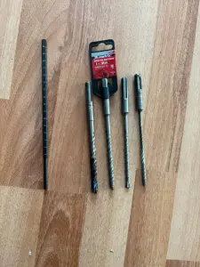 Перфоратор BOSCH