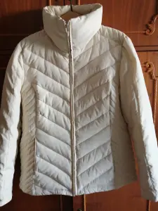 Красивая куртка НА ВЕСНУ-ОСЕНЬ, р-р 48-50 (см. замеры)