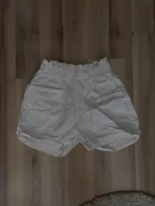 Женские шорты