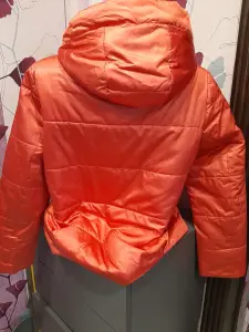 Куртка деми р.48-50-52