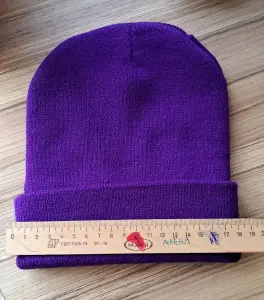Фиолетовая шапка на 6-10лет, новая