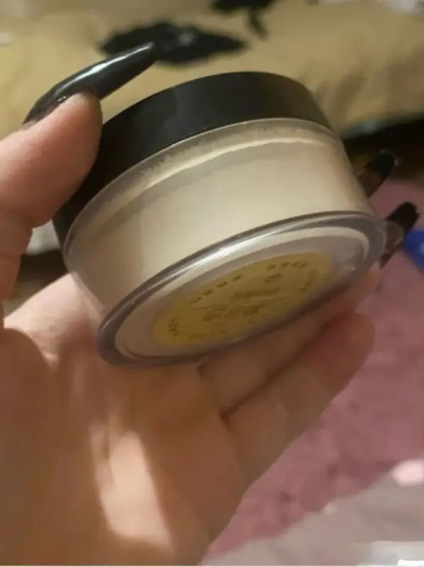 Товары для макияжа - Прозрачная пудра для лица матирующая - Вся Беларусь - Фото 2 Прозрачная пудра для лица матирующая - Вся Беларусь - 241666 - Доска объявлений Kupika.by - Фото 2