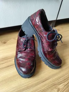 Туфли женские, натуральная кожа