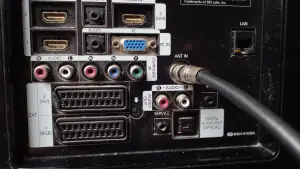 Телевизор Samsung LE32B652T4W, 32", 1920x1080, LED, dvb-c, пульт