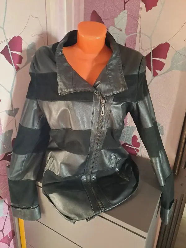 Кожаная куртка 48-50-52 (см. замеры)