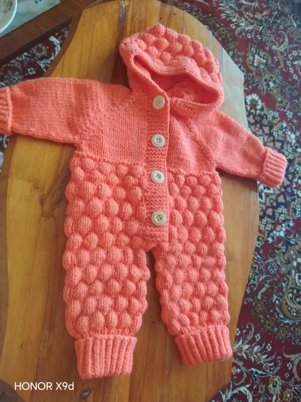 новые вязаные детские комбинезоны