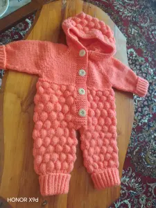 новые вязаные детские комбинезоны