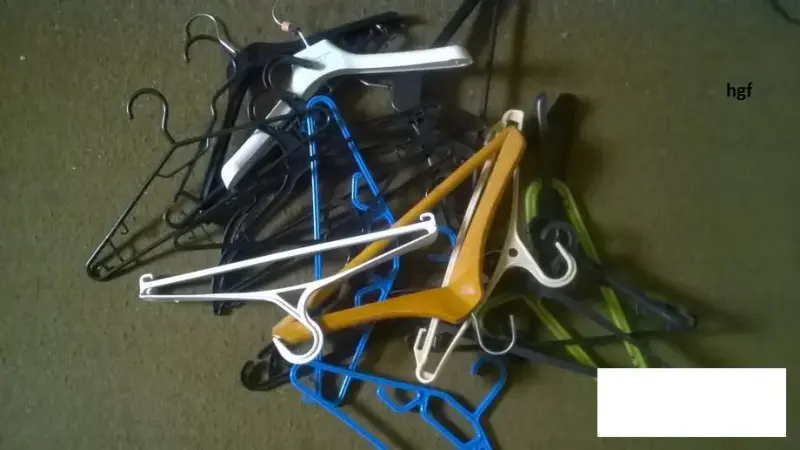 Вешалка Деревянная и Пластмассовая 75 штук - Вся Беларусь - 239926 - Доска объявлений Kupika.by - Фото 3