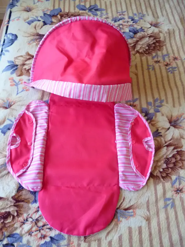 Принадлежности к кукольной коляске