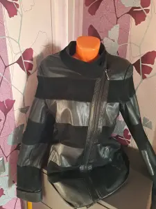 Кожаная куртка 48-50-52 (см. замеры)