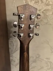 Гитара акустическая