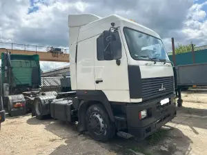 Продам седельный тягач MAZ 5440A8-360-031
