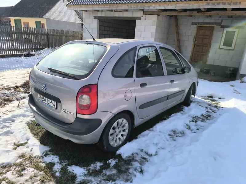 Автомобиль