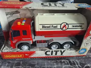 Автомобиль с цистерной (Полесье)