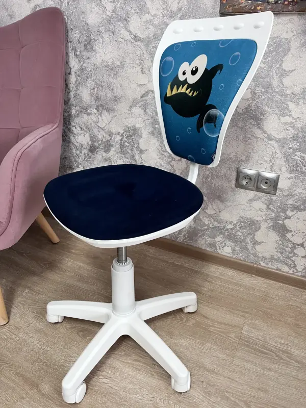 Стул компьютерный детский