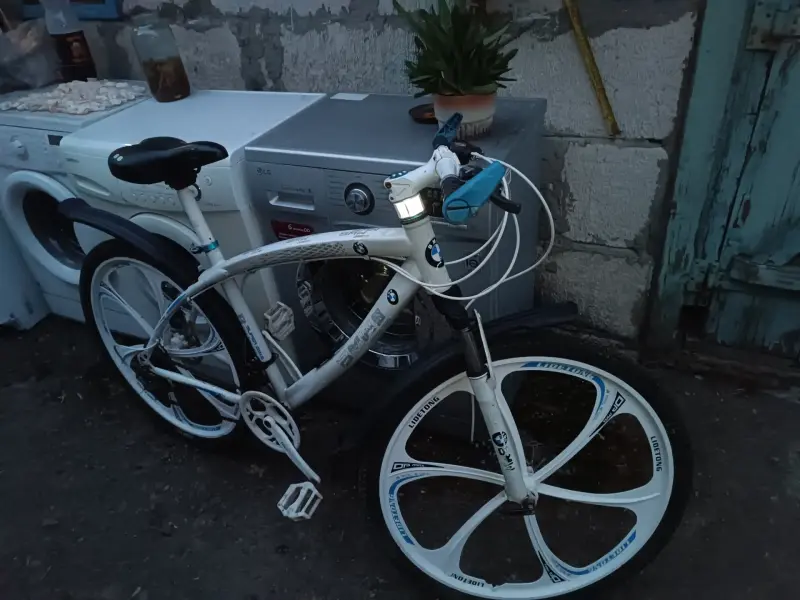 Велосипед BMW 26" литьё дисковые тормоза