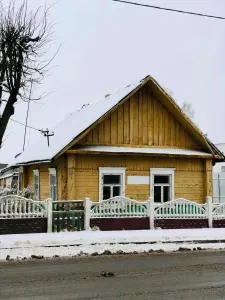 Продам дом с участком в центре города Глубокое