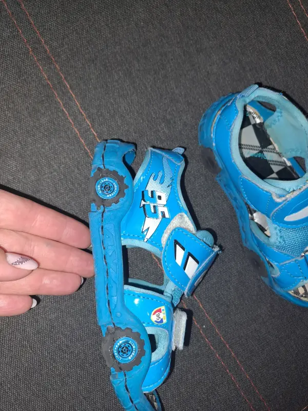 Босоножки '' Тачки'' р.28 (стелька 18см) - Вся Беларусь - 240100 - Доска объявлений Kupika.by - Фото 2