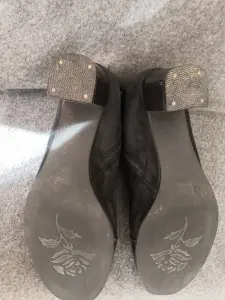 Женские ботильоны