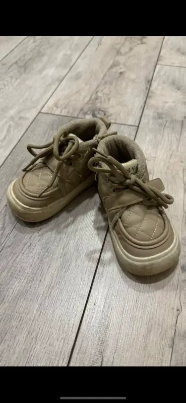 Детские сапожки