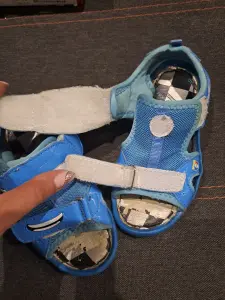 Босоножки 'Тачки' р.28 (стелька 18см)