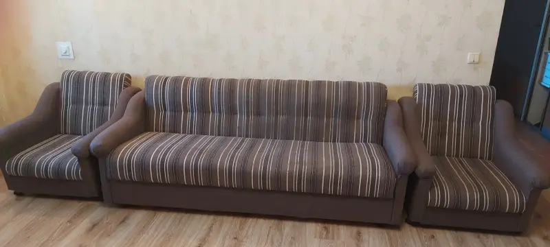 Диван и два кресла