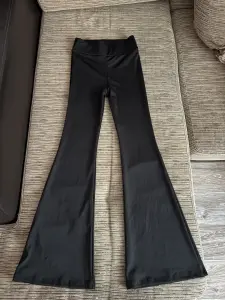 Брюки лосины клеш леггинсы классические