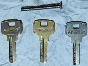 Сердцевина Apecs 70мм (ключ-барашек)