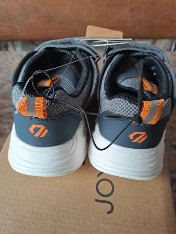 Новые лёгкие кроссовки р.30 ( стелька 19) - Вся Беларусь - 240086 - Доска объявлений Kupika.by - Фото 2