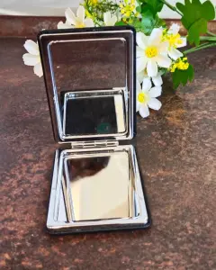 Косметические зеркальца