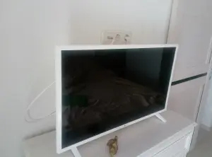 Продам телевизор