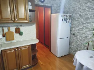 Дух комнатная квартира в долгосрочную аренду