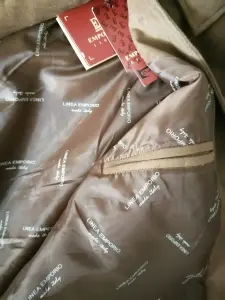 Новая куртка под замшу. Размер М (48) Замеры в описании.