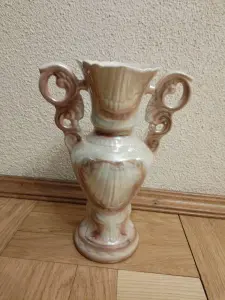 Ваза Мадонна