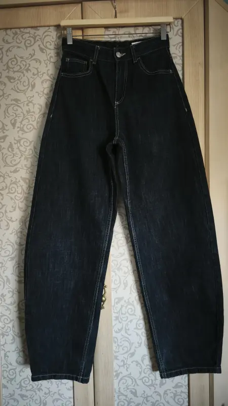 Джинсы Bershka