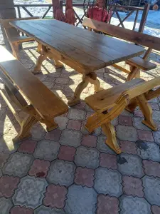 Уличные стол и скамейки из массива дуба
