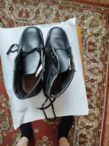 Продам ботинки рабочие